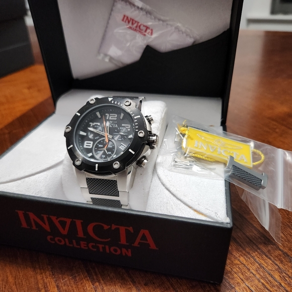 Invicta Watch - Picture 2 of 3